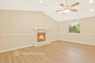 5207 Cindy Way in Stone Mountain, GA - Building Photo - Building Photo