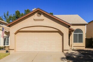 3755 E Broadway Rd in Mesa, AZ - Building Photo