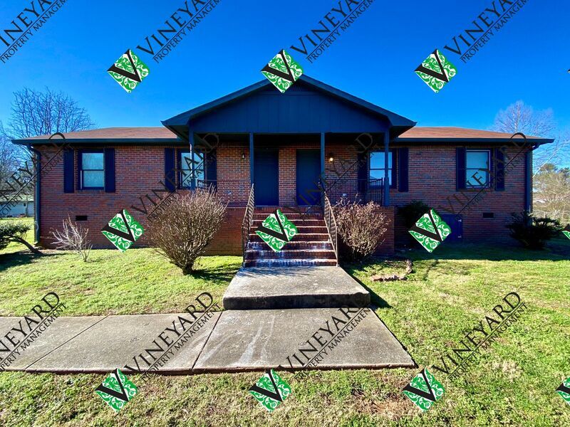 57 Autry Rd NE in Adairsville, GA - Building Photo
