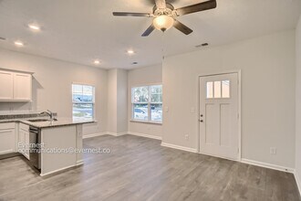 351 Raines Ct in Lebanon, TN - Building Photo - Building Photo