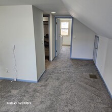 655 S 7th Ave in West Bend, WI - Building Photo - Building Photo