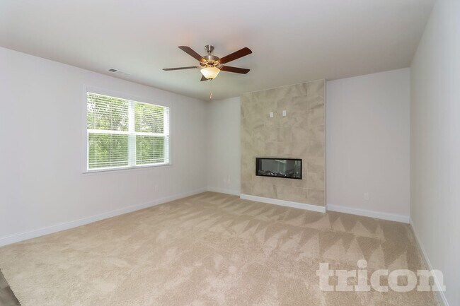 73 Leyland Ct in Dallas, GA - Foto de edificio - Building Photo