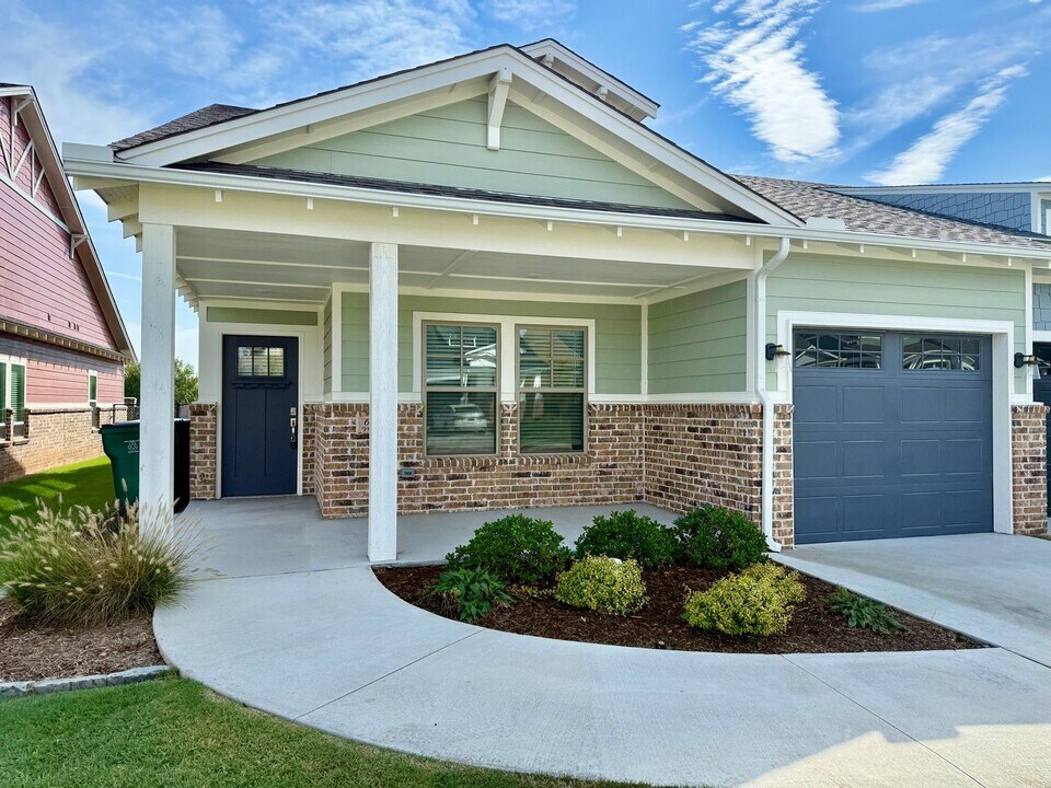 6616 Bent Wood Villas Dr in Oklahoma City, OK - Building Photo