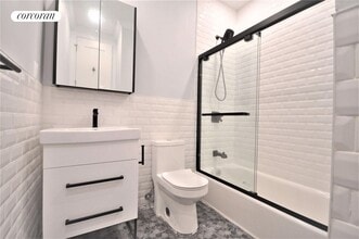 163 E 46th St in Brooklyn, NY - Building Photo - Building Photo