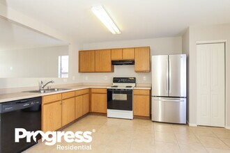 11834 W Corrine Dr in El Mirage, AZ - Foto de edificio - Building Photo