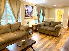 307 W Wellington St in Carthage, TX - Building Photo - Building Photo