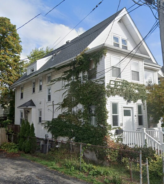 17 Holman St, Unit 4 in Boston, MA - Building Photo