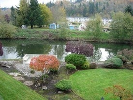 Riverfront Apartments in Auburn, WA - Building Photo