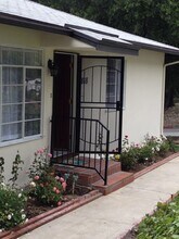 1818 Verdugo Loma Dr, Unit 1818 in Glendale, CA - Building Photo - Building Photo