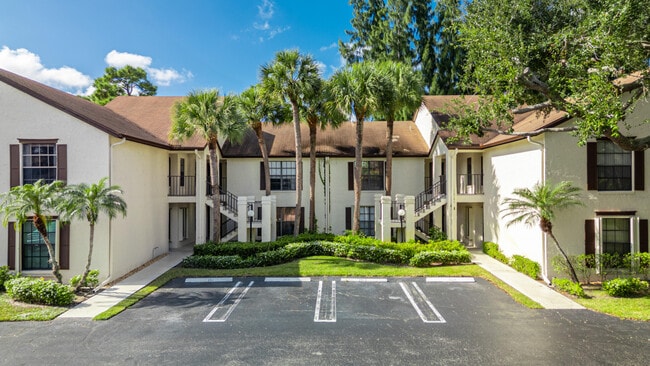 3233 Perimeter Dr in Greenacres, FL - Building Photo - Building Photo