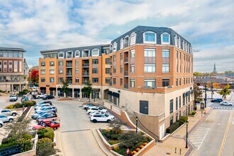 510-608 W Touhy Ave in Park Ridge, IL - Building Photo - Building Photo