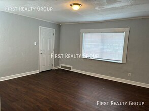 2921 N Main St in Dayton, OH - Building Photo - Building Photo