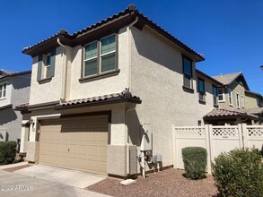 843 S Swallow Ln in Gilbert, AZ - Building Photo - Building Photo