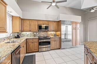 7740 E Gainey Ranch Rd in Scottsdale, AZ - Building Photo - Building Photo