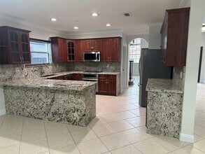 5120 SW 159th Ave in Miami, FL - Building Photo - Building Photo