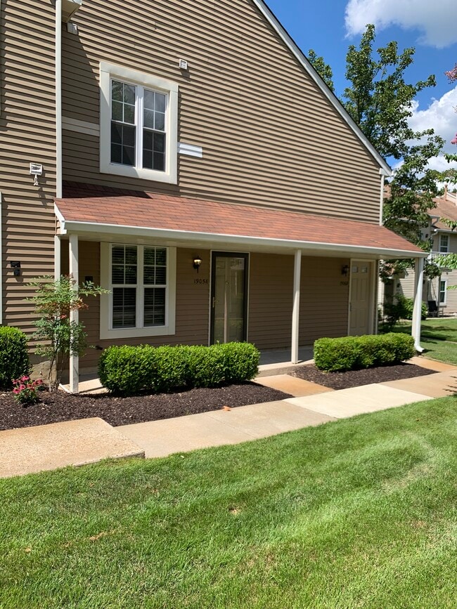 property at 1905A Ralston Dr