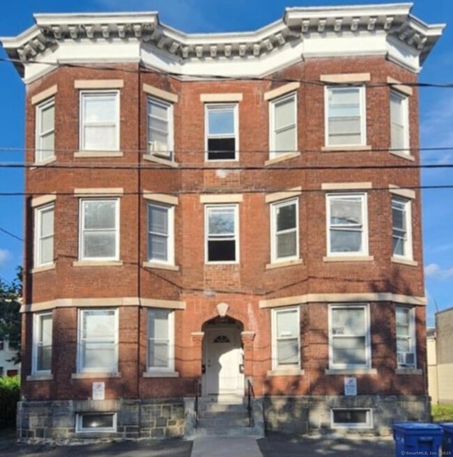 property at 18 S Whitney St