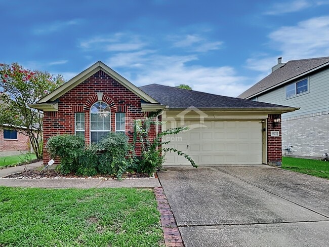 3523 Pine Valley Dr in Pearland, TX - Building Photo - Building Photo