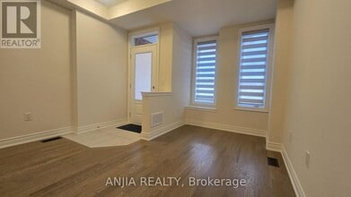 2908 Whites Rd in Pickering, ON - Building Photo - Building Photo