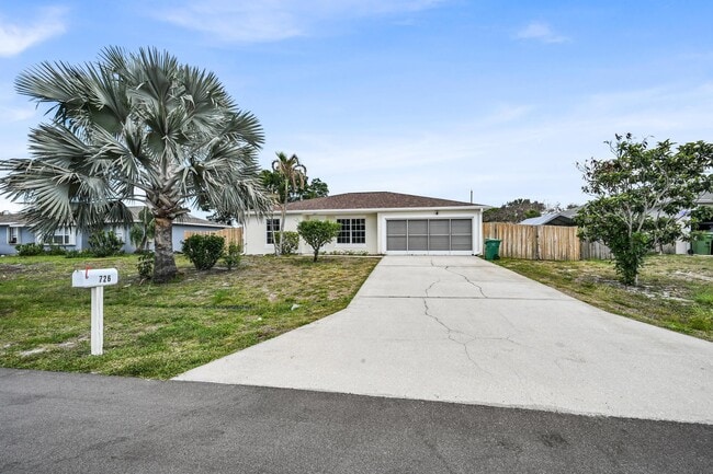 property at 726 SW Bond Rd