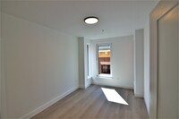 3 New St, Unit 503 in Boston, MA - Building Photo - Building Photo