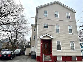 3 Cargill St, Unit 2 in Providence, RI - Building Photo