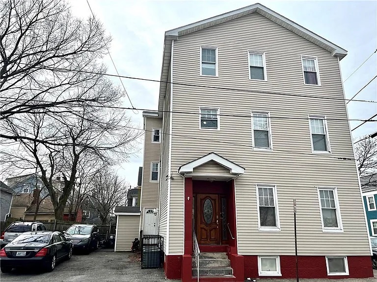 3 Cargill St, Unit 2 in Providence, RI - Foto de edificio