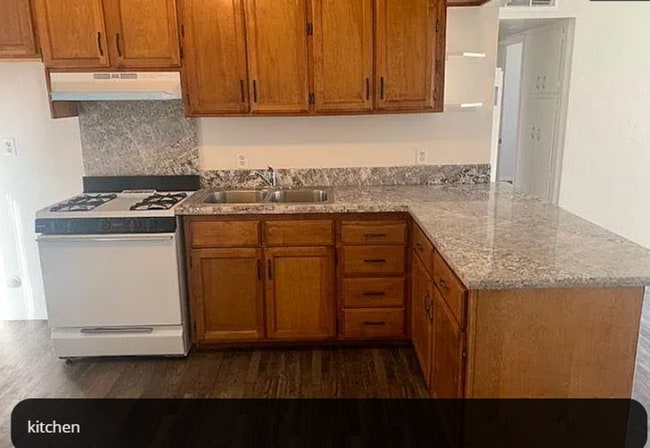 1741 S Bridge St in Visalia, CA - Building Photo - Building Photo