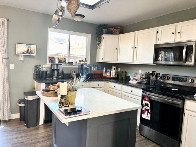 17627 Cornish Pl in Parker, CO - Building Photo - Building Photo