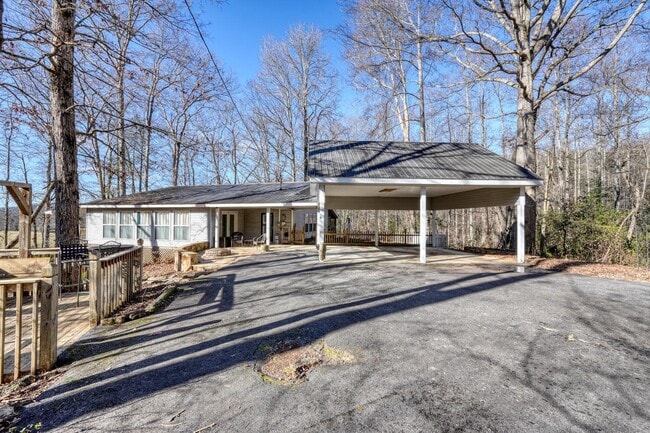 property at 3035 Skeenah Gap Rd