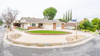 5901 Hanna Ave in Los Angeles, CA - Building Photo