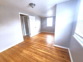 5817 N 78th St in Milwaukee, WI - Building Photo - Building Photo