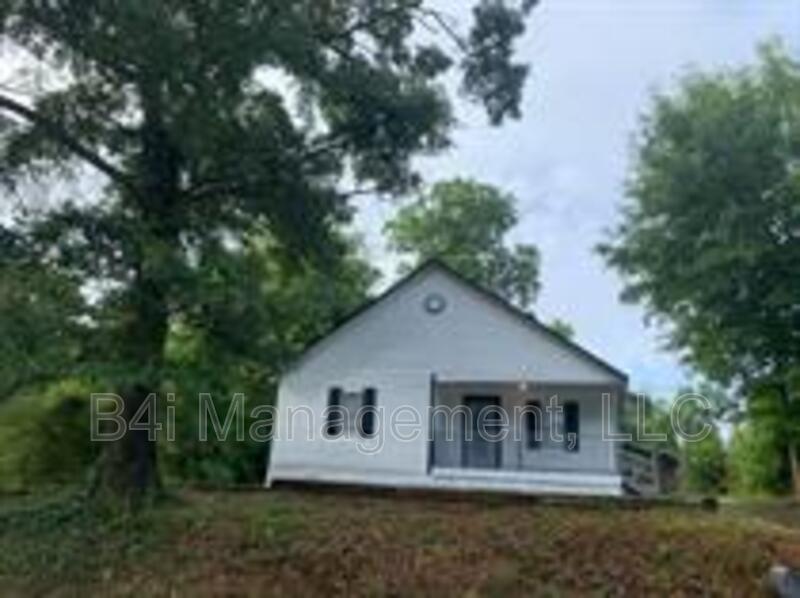 281 Martin Luther King Dr in Thomaston, GA - Building Photo