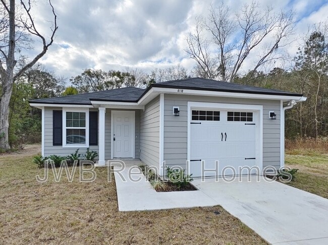 6110 Dunmire Ave in Jacksonville, FL - Foto de edificio - Building Photo