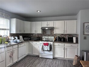 372 Angelo Dr in Montgomery, NY - Building Photo - Building Photo