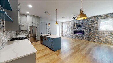 1246 Bass Blvd in Dunedin, FL - Building Photo - Building Photo