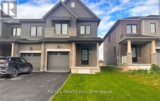 36 Rowlock St in Welland, ON - Building Photo