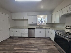 1335 Richard St in Mesquite, TX - Building Photo - Building Photo