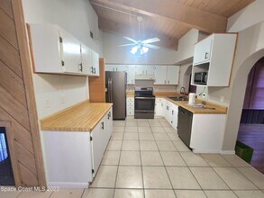 230 Applewood Cir in Melbourne, FL - Building Photo - Building Photo