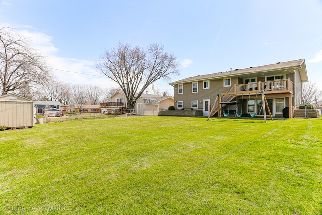 1406 Edgefield Ln in Hoffman Estates, IL - Building Photo - Building Photo