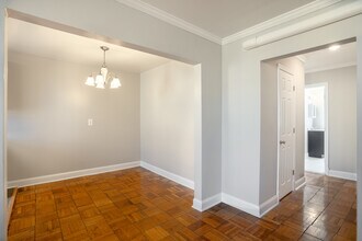 Chillum Manor Apartments in Washington, DC - Building Photo - Interior Photo
