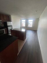 579 W Kinzie St in Chicago, IL - Building Photo - Building Photo