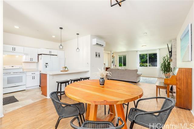 724 Kakala St in Kapolei, HI - Building Photo