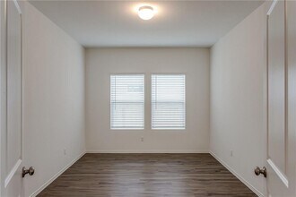 737 Mallow Rd in Leander, TX - Building Photo - Building Photo