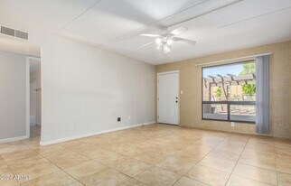 7110 E Continental Dr in Scottsdale, AZ - Building Photo - Building Photo