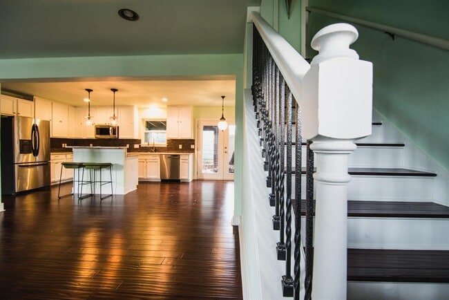 property at 2901 Gem Cir