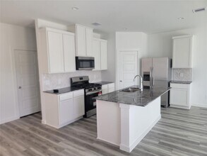 10109 Spring Branch Trail in Houston, TX - Building Photo - Building Photo