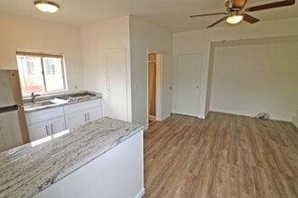 3617 Nassau Dr in San Diego, CA - Building Photo - Building Photo