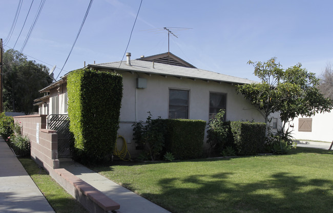 6179-6181 Indiana St in Buena Park, CA - Building Photo - Building Photo