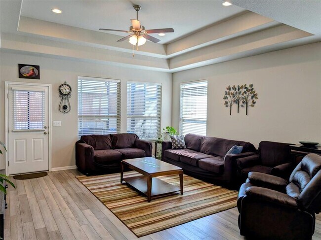 517 Arrowhead Vine St in Leander, TX - Building Photo - Building Photo